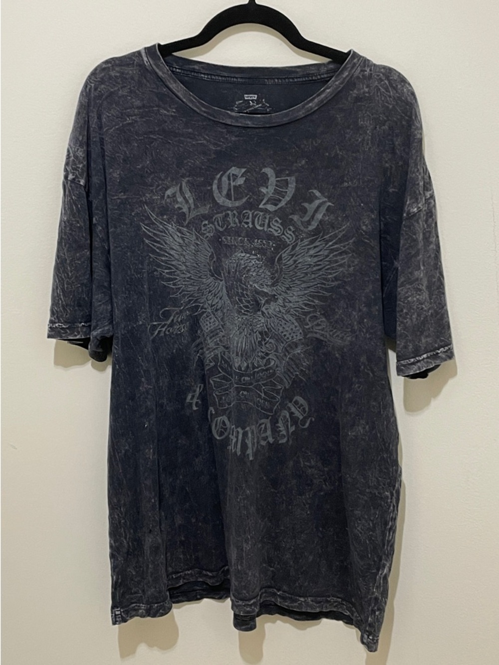 Levi's Black Mineral Wash Short Sleeve Graphic Tee, Size XL